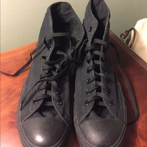 Black converse high tops